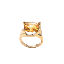 Load image into Gallery viewer, Citrine Ring in Yellow Gold

