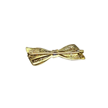 Load image into Gallery viewer, Bow-shaped brooch
