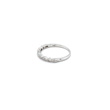 Load image into Gallery viewer, Wedding Band in White Gold with Diamonds - Vintage style

