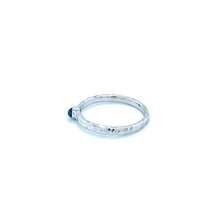 Load image into Gallery viewer, Sapphire Cabochon Ring
